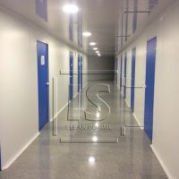 montaje-salas-limpias-con-cerramientos-para-industria-del-sector-hospitalario-12